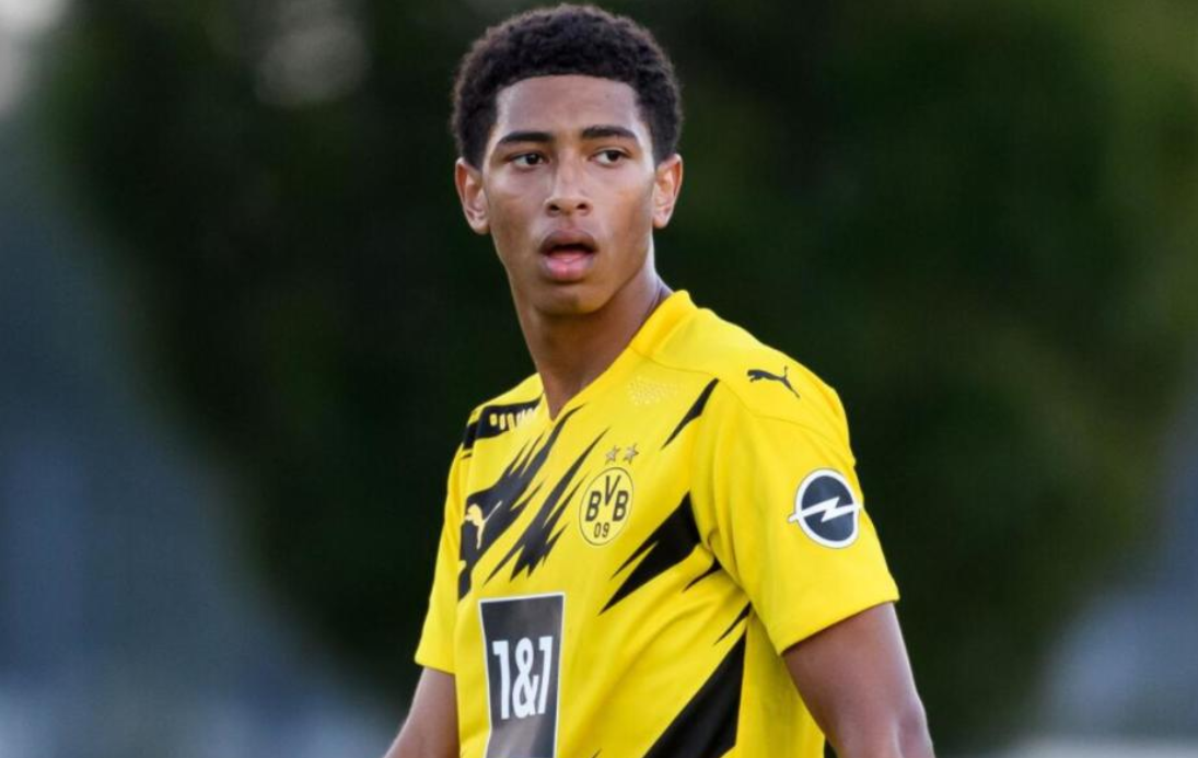 欧冠92年改制后戴帽数前10：梅西、C罗8次第1，姆巴佩5次第4