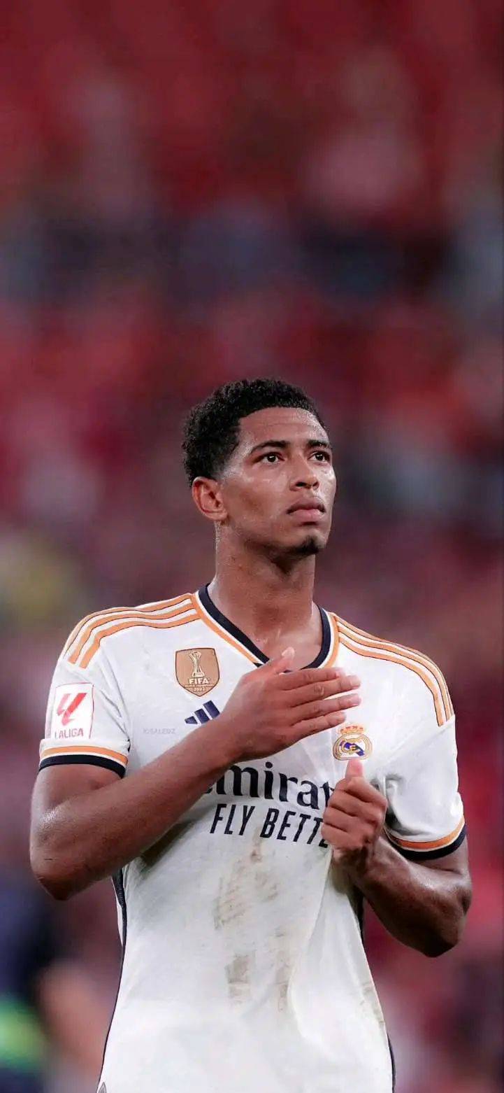 英超前瞻：曼联多人出战成疑，伯恩茅斯客场表现欠佳（英超前瞻：曼联多将出战成疑，伯恩茅斯客战乏力）