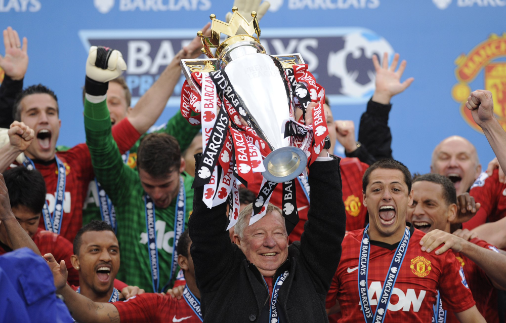 都体：弗拉霍维奇将伤停至26年3月，已回到塞尔维亚休养（都灵体育报：弗拉霍维奇预计伤缺至2026年3月，已返回塞尔维亚休养）