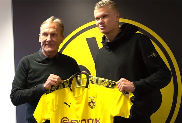 邮报：水晶宫和富勒姆关注沃特福德边锋瓦塔，标价约2000万镑