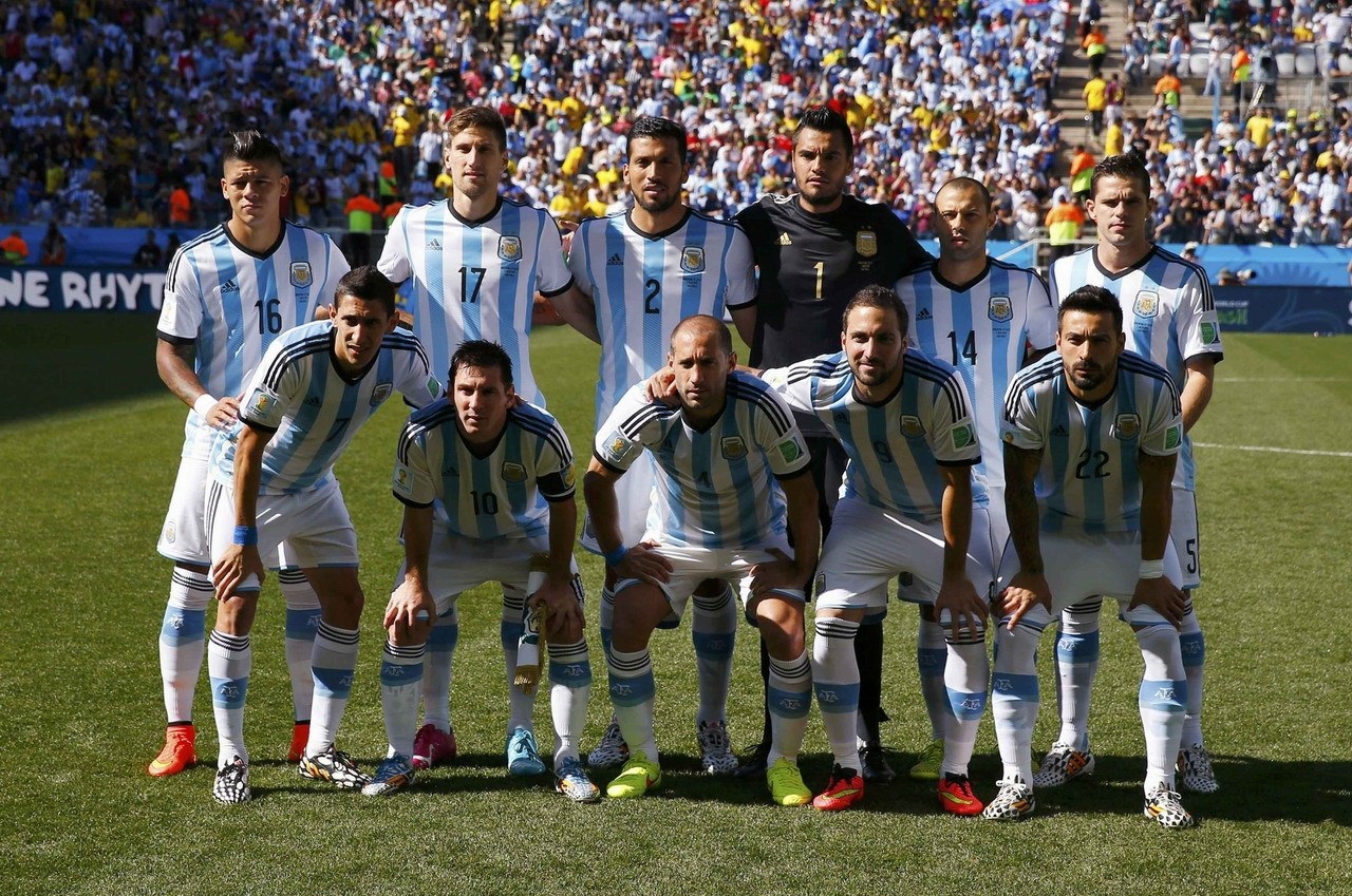 世中北美预战报：苏里南1-3不敌危地马拉，无缘直通世界杯（中北美世预赛战报：苏里南1-3负危地马拉，直通世界杯无望）