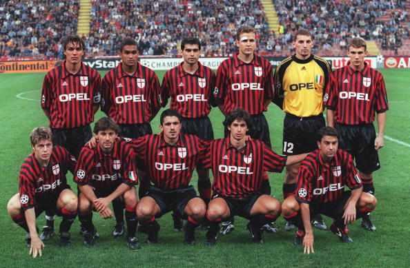 足球巴萨锋线双子星状态火热，联手贡献20球（巴萨锋线双星火力全开，联手轰入20球）