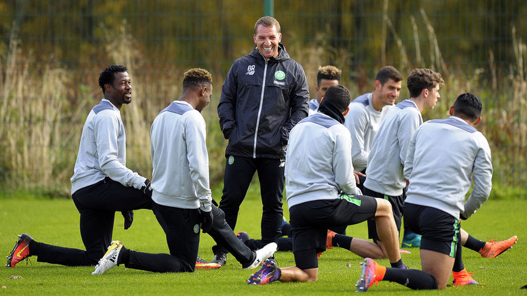 马卡：阿劳霍恢复顺利，计划在新年第一场比赛中回归（马卡：阿劳霍恢复良好，预计将在新年首战复出）