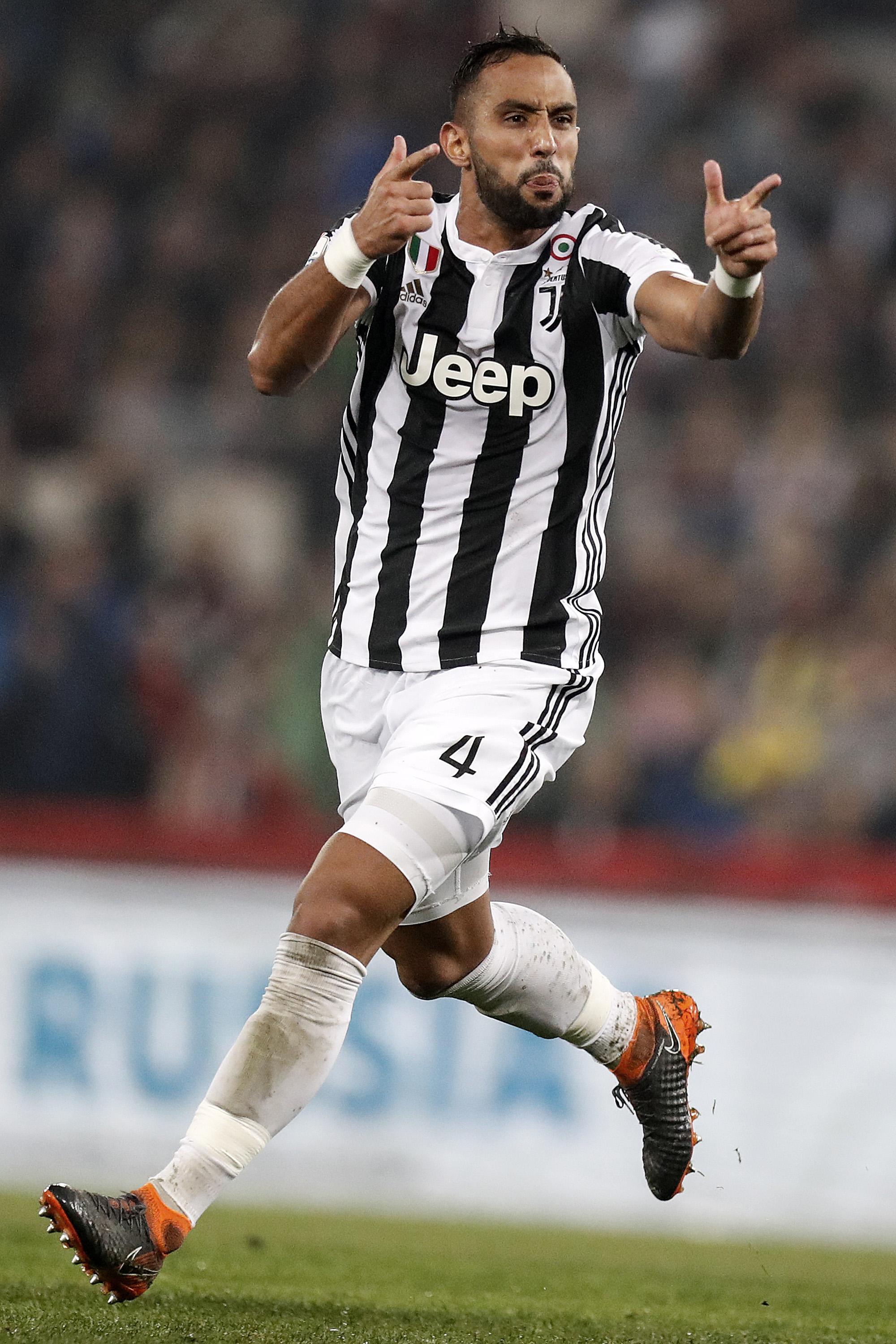 土媒：费内巴切已付穆帅875万欧解约金，不想再付75万欧住宿费