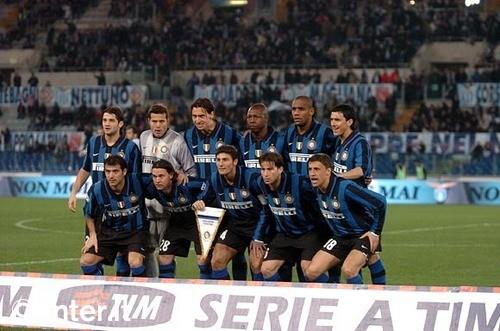 Shams：雄鹿愿与字母哥探讨留队或交易可能性，尼克斯不再是首选下家